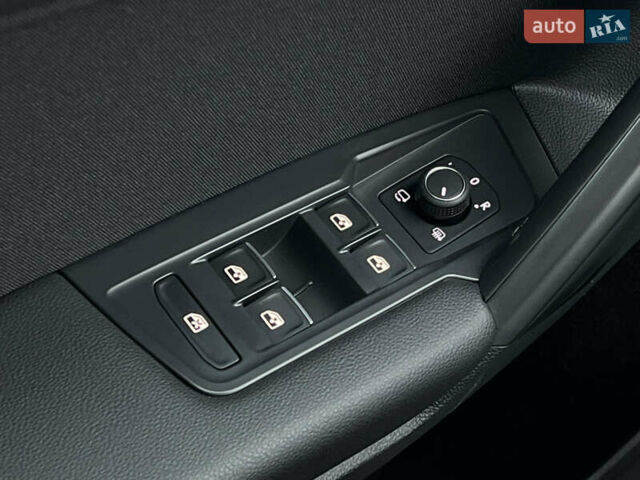 Сірий Фольксваген Tiguan Allspace, об'ємом двигуна 2 л та пробігом 204 тис. км за 29070 $, фото 64 на Automoto.ua