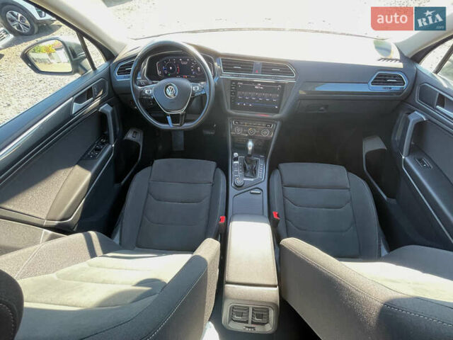 Фольксваген Tiguan Allspace 2021 в Луцке на Automoto.ua Серый Фольксваген Tiguan Allspace, объемом двигателя 2 л и пробегом 192 тыс. км за 29492 $, фото 49 на Automoto.ua