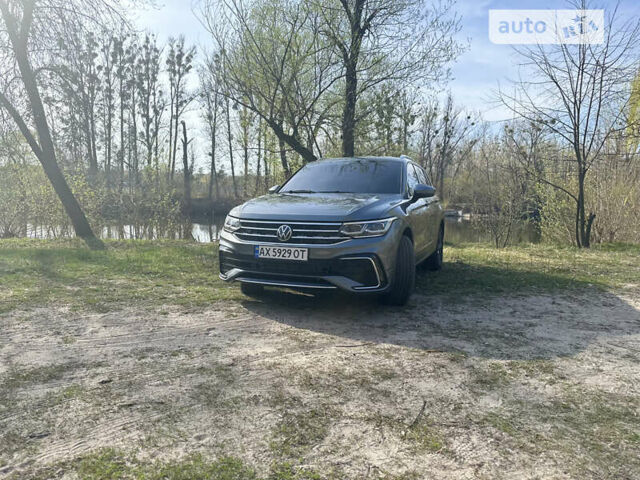 Сірий Фольксваген Tiguan Allspace, об'ємом двигуна 2 л та пробігом 42 тис. км за 29700 $, фото 1 на Automoto.ua