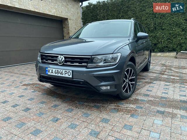 Серый Фольксваген Tiguan Allspace, объемом двигателя 2 л и пробегом 33 тыс. км за 23200 $, фото 7 на Automoto.ua