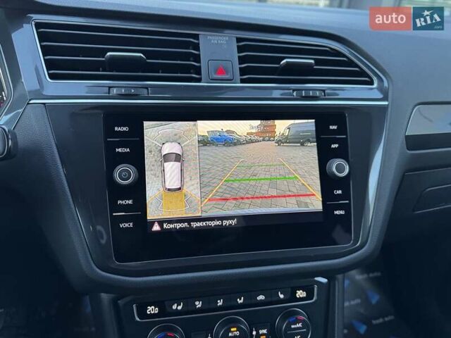 Серый Фольксваген Tiguan Allspace, объемом двигателя 2 л и пробегом 174 тыс. км за 33700 $, фото 21 на Automoto.ua