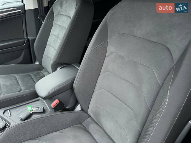 Сірий Фольксваген Tiguan Allspace, об'ємом двигуна 2 л та пробігом 204 тис. км за 29070 $, фото 31 на Automoto.ua