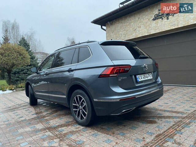Серый Фольксваген Tiguan Allspace, объемом двигателя 2 л и пробегом 33 тыс. км за 23200 $, фото 6 на Automoto.ua