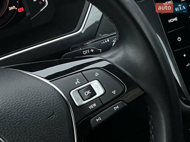 Сірий Фольксваген Tiguan Allspace, об'ємом двигуна 2 л та пробігом 204 тис. км за 29070 $, фото 58 на Automoto.ua