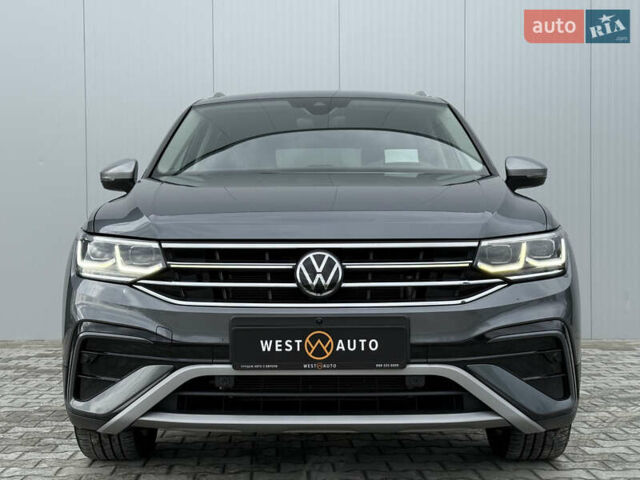 Серый Фольксваген Tiguan Allspace, объемом двигателя 1.97 л и пробегом 220 тыс. км за 32900 $, фото 1 на Automoto.ua