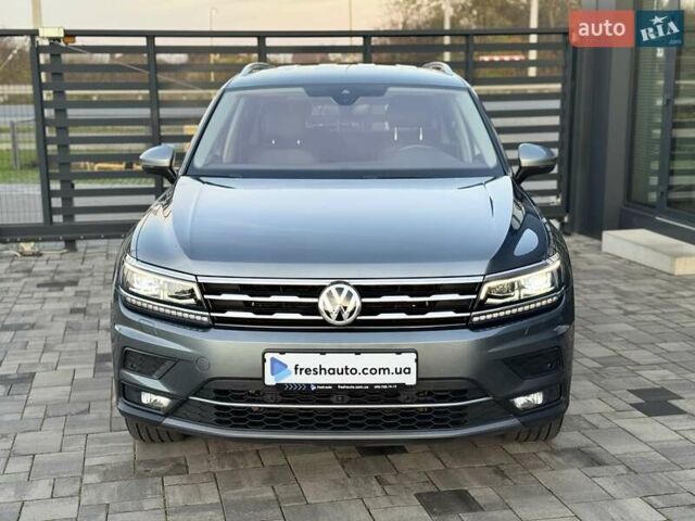 Серый Фольксваген Tiguan Allspace, объемом двигателя 2 л и пробегом 174 тыс. км за 33700 $, фото 1 на Automoto.ua