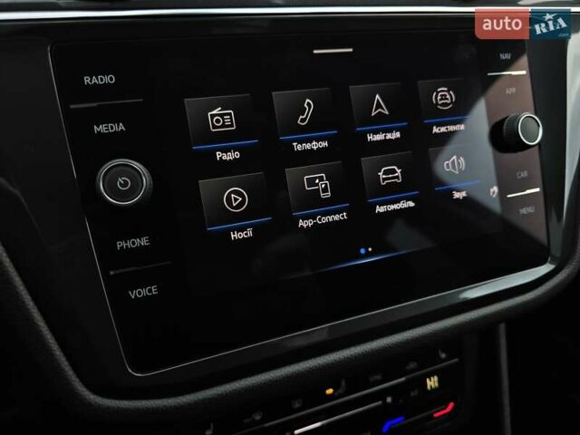 Фольксваген Tiguan Allspace 2021 в Луцке на Automoto.ua Серый Фольксваген Tiguan Allspace, объемом двигателя 0 л и пробегом 190 тыс. км за 33000 $, фото 39 на Automoto.ua