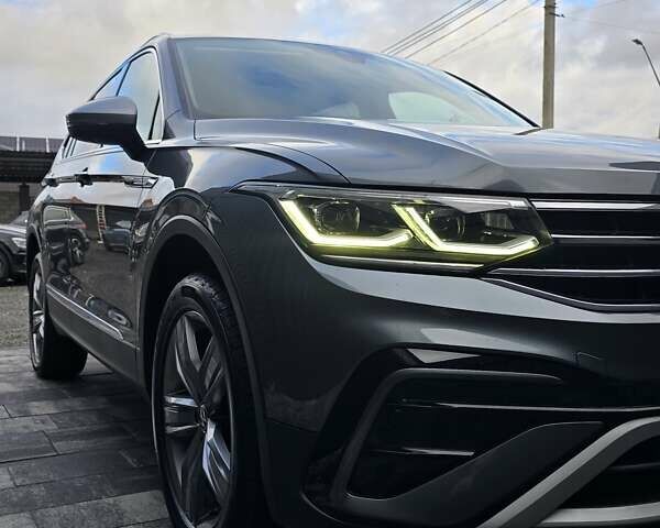 Фольксваген Tiguan Allspace 2021 в Луцке на Automoto.ua Серый Фольксваген Tiguan Allspace, объемом двигателя 0 л и пробегом 190 тыс. км за 33000 $, фото 28 на Automoto.ua