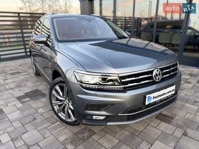 Серый Фольксваген Tiguan Allspace, объемом двигателя 2 л и пробегом 174 тыс. км за 33700 $, фото 6 на Automoto.ua