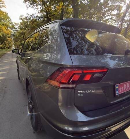 Серый Фольксваген Tiguan Allspace, объемом двигателя 2 л и пробегом 70 тыс. км за 24500 $, фото 3 на Automoto.ua