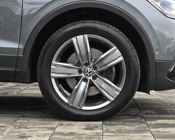 Фольксваген Tiguan Allspace 2021 в Луцке на Automoto.ua Серый Фольксваген Tiguan Allspace, объемом двигателя 0 л и пробегом 190 тыс. км за 33000 $, фото 33 на Automoto.ua