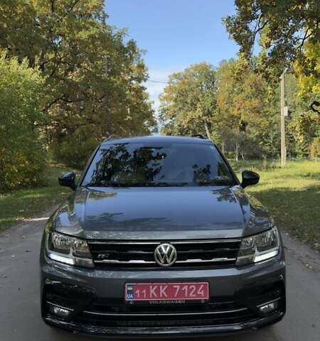 Серый Фольксваген Tiguan Allspace, объемом двигателя 2 л и пробегом 70 тыс. км за 24500 $, фото 4 на Automoto.ua