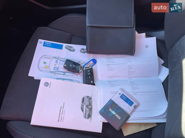 Фольксваген Tiguan Allspace 2021 в Луцке на Automoto.ua Серый Фольксваген Tiguan Allspace, объемом двигателя 2 л и пробегом 192 тыс. км за 29492 $, фото 88 на Automoto.ua