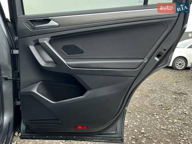 Фольксваген Tiguan Allspace 2022 в Луцке на Automoto.ua Серый Фольксваген Tiguan Allspace, объемом двигателя 2 л и пробегом 171 тыс. км за 35809 $, фото 43 на Automoto.ua