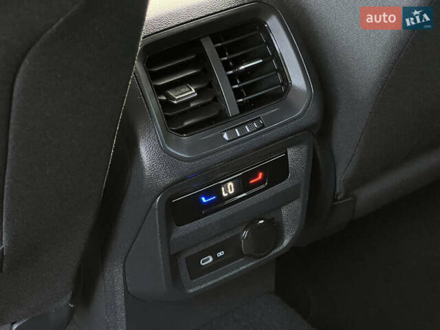 Серый Фольксваген Tiguan Allspace, объемом двигателя 2 л и пробегом 172 тыс. км за 34814 $, фото 38 на Automoto.ua