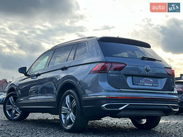 Серый Фольксваген Tiguan Allspace, объемом двигателя 2 л и пробегом 172 тыс. км за 34814 $, фото 4 на Automoto.ua