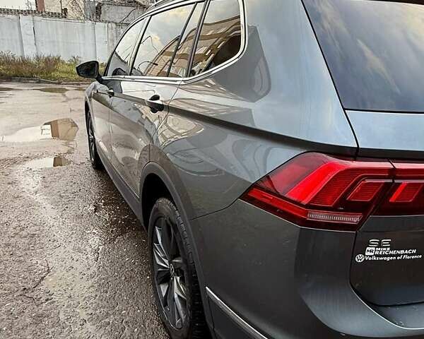 Серый Фольксваген Tiguan Allspace, объемом двигателя 1.98 л и пробегом 45 тыс. км за 25800 $, фото 10 на Automoto.ua