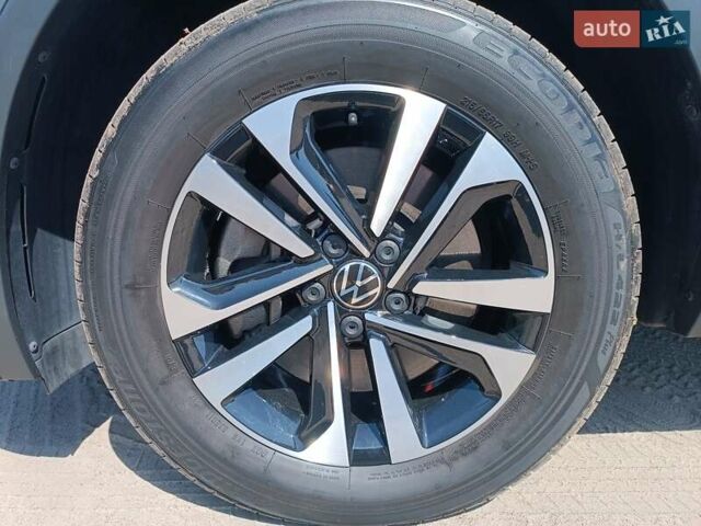 Серый Фольксваген Tiguan Allspace, объемом двигателя 2 л и пробегом 93 тыс. км за 23999 $, фото 43 на Automoto.ua