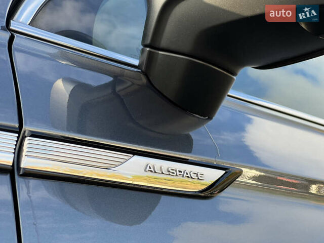 Серый Фольксваген Tiguan Allspace, объемом двигателя 2 л и пробегом 172 тыс. км за 34814 $, фото 22 на Automoto.ua