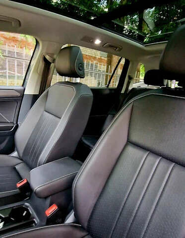 Серый Фольксваген Tiguan Allspace, объемом двигателя 2 л и пробегом 80 тыс. км за 21500 $, фото 14 на Automoto.ua