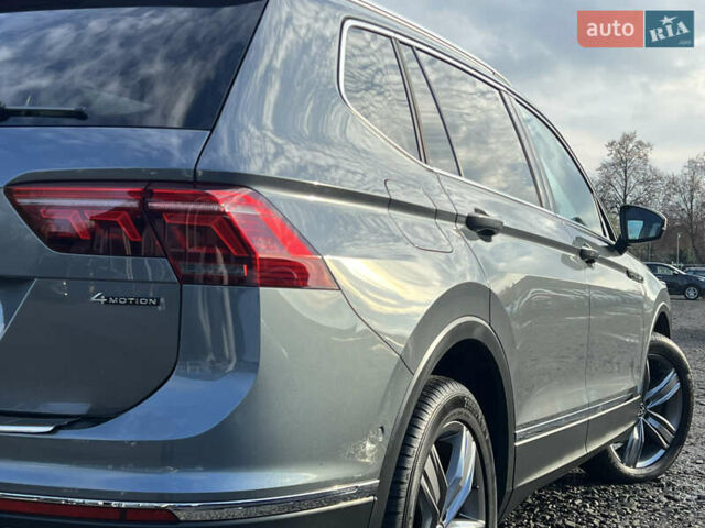 Серый Фольксваген Tiguan Allspace, объемом двигателя 2 л и пробегом 172 тыс. км за 34814 $, фото 12 на Automoto.ua