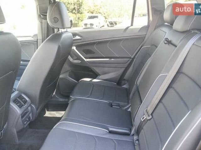 Серый Фольксваген Tiguan Allspace, объемом двигателя 2 л и пробегом 33 тыс. км за 13600 $, фото 15 на Automoto.ua