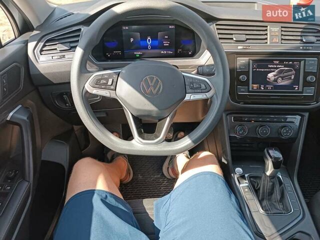 Серый Фольксваген Tiguan Allspace, объемом двигателя 2 л и пробегом 93 тыс. км за 23999 $, фото 40 на Automoto.ua