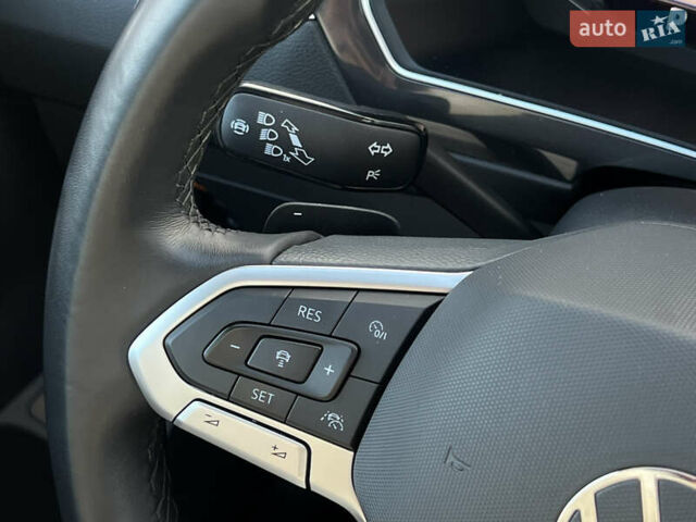 Серый Фольксваген Tiguan Allspace, объемом двигателя 2 л и пробегом 172 тыс. км за 34814 $, фото 59 на Automoto.ua