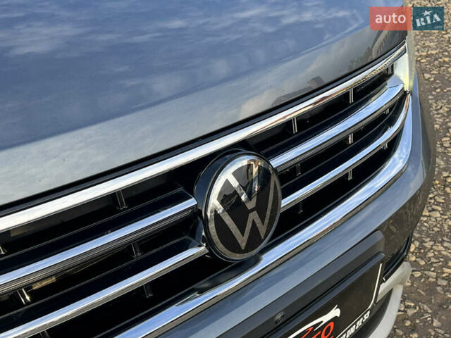 Серый Фольксваген Tiguan Allspace, объемом двигателя 2 л и пробегом 172 тыс. км за 34814 $, фото 15 на Automoto.ua