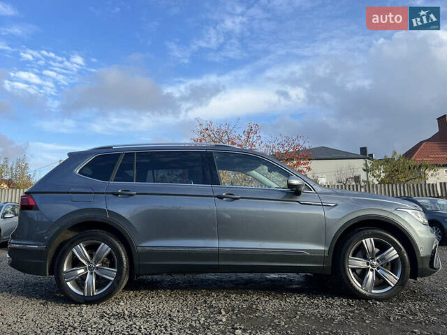 Серый Фольксваген Tiguan Allspace, объемом двигателя 2 л и пробегом 172 тыс. км за 34814 $, фото 8 на Automoto.ua