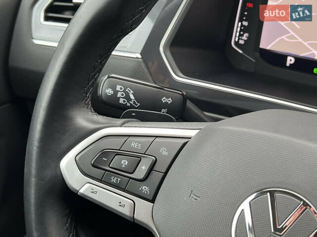Фольксваген Tiguan Allspace 2022 в Луцке на Automoto.ua Серый Фольксваген Tiguan Allspace, объемом двигателя 2 л и пробегом 171 тыс. км за 35809 $, фото 55 на Automoto.ua