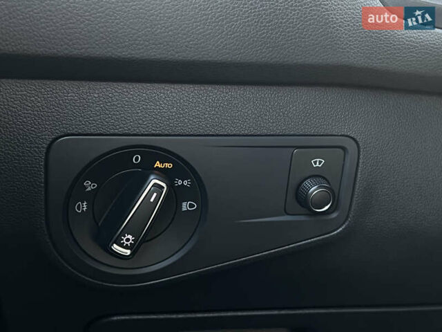 Серый Фольксваген Tiguan Allspace, объемом двигателя 2 л и пробегом 172 тыс. км за 34814 $, фото 64 на Automoto.ua