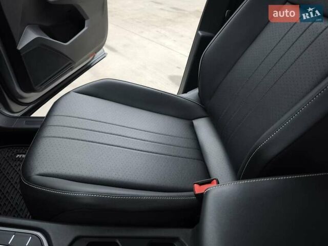 Сірий Фольксваген Tiguan Allspace, об'ємом двигуна 2 л та пробігом 156 тис. км за 22450 $, фото 31 на Automoto.ua