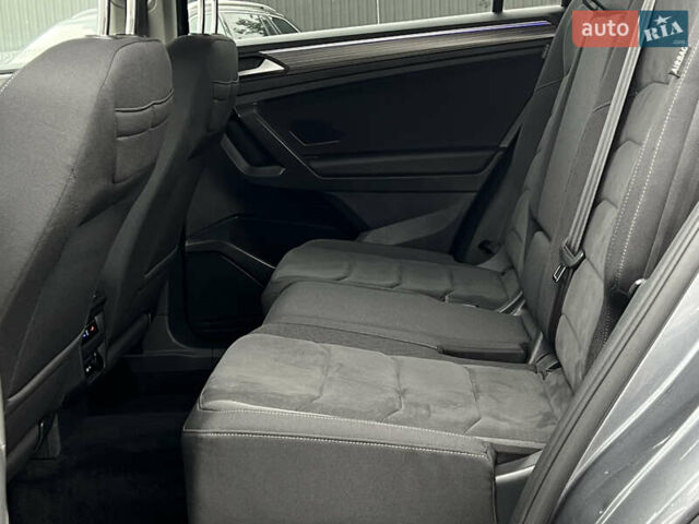 Фольксваген Tiguan Allspace 2022 в Луцке на Automoto.ua Серый Фольксваген Tiguan Allspace, объемом двигателя 2 л и пробегом 171 тыс. км за 35809 $, фото 32 на Automoto.ua