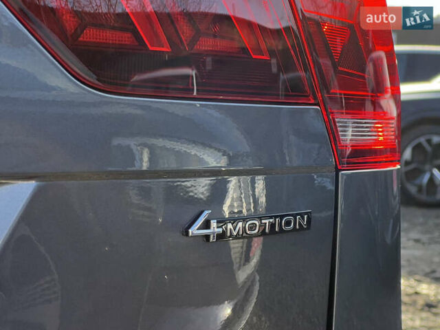 Серый Фольксваген Tiguan Allspace, объемом двигателя 2 л и пробегом 172 тыс. км за 34814 $, фото 24 на Automoto.ua