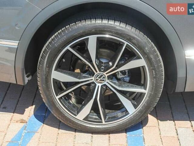 Серый Фольксваген Tiguan Allspace, объемом двигателя 2 л и пробегом 33 тыс. км за 13600 $, фото 7 на Automoto.ua