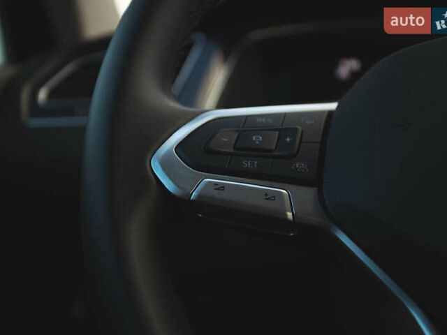 Серый Фольксваген Tiguan Allspace, объемом двигателя 2 л и пробегом 5 тыс. км за 28500 $, фото 15 на Automoto.ua