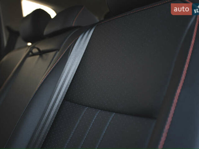 Сірий Фольксваген Tiguan Allspace, об'ємом двигуна 2 л та пробігом 4 тис. км за 28500 $, фото 27 на Automoto.ua