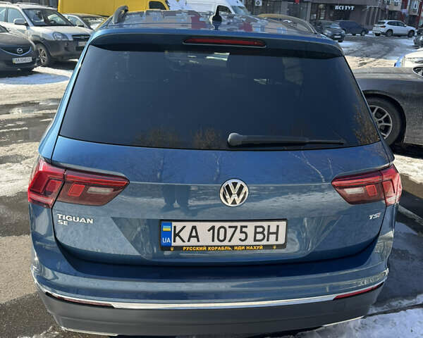 Синий Фольксваген Tiguan Allspace, объемом двигателя 2 л и пробегом 99 тыс. км за 22000 $, фото 3 на Automoto.ua