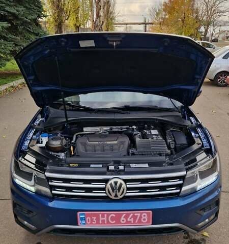 Синій Фольксваген Tiguan Allspace, об'ємом двигуна 2 л та пробігом 195 тис. км за 18000 $, фото 3 на Automoto.ua
