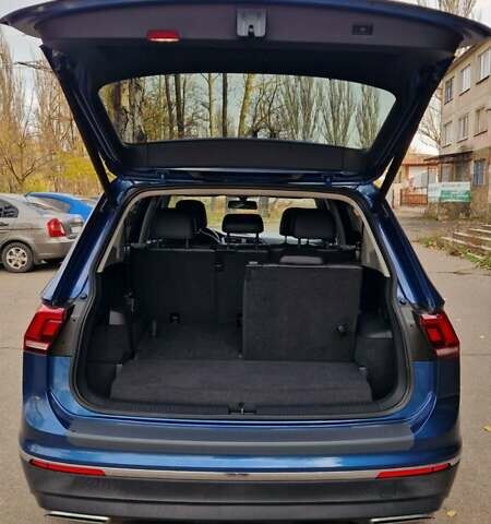 Синій Фольксваген Tiguan Allspace, об'ємом двигуна 2 л та пробігом 195 тис. км за 18000 $, фото 11 на Automoto.ua