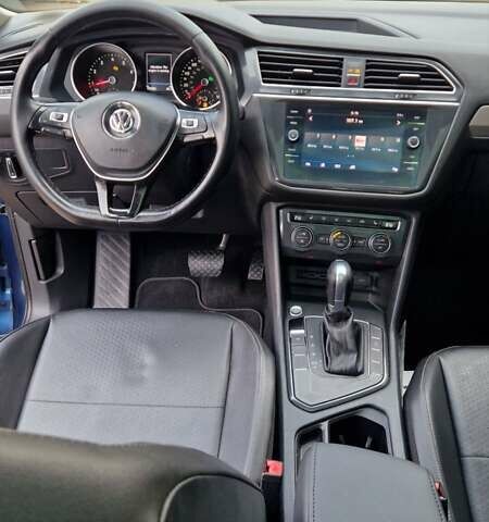 Синій Фольксваген Tiguan Allspace, об'ємом двигуна 2 л та пробігом 195 тис. км за 18000 $, фото 21 на Automoto.ua