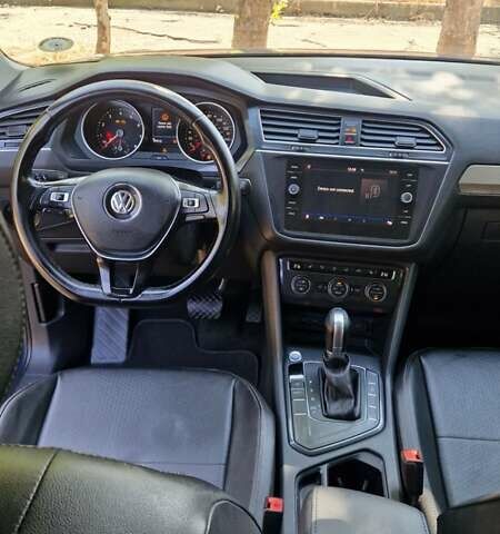 Синий Фольксваген Tiguan Allspace, объемом двигателя 2 л и пробегом 195 тыс. км за 18000 $, фото 17 на Automoto.ua