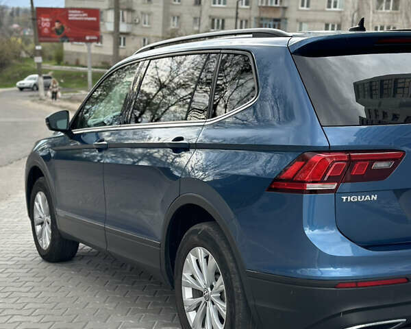 Синий Фольксваген Tiguan Allspace, объемом двигателя 2 л и пробегом 129 тыс. км за 19800 $, фото 8 на Automoto.ua