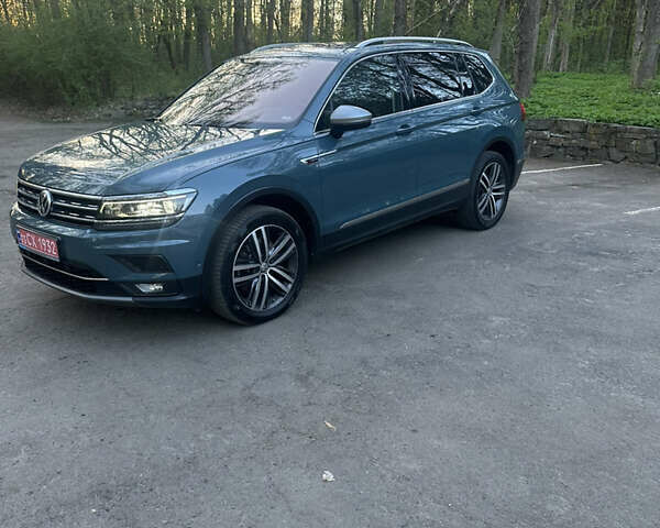 Синий Фольксваген Tiguan Allspace, объемом двигателя 2 л и пробегом 188 тыс. км за 30000 $, фото 21 на Automoto.ua