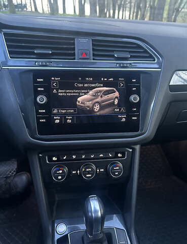 Синий Фольксваген Tiguan Allspace, объемом двигателя 2 л и пробегом 188 тыс. км за 30000 $, фото 8 на Automoto.ua