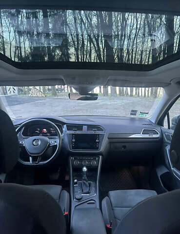 Синий Фольксваген Tiguan Allspace, объемом двигателя 2 л и пробегом 188 тыс. км за 30000 $, фото 9 на Automoto.ua