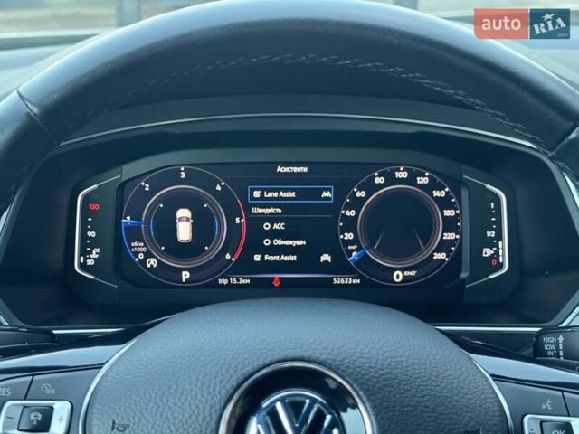Синий Фольксваген Tiguan Allspace, объемом двигателя 2 л и пробегом 52 тыс. км за 36900 $, фото 4 на Automoto.ua