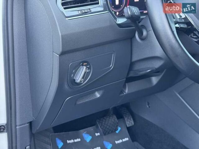 Синий Фольксваген Tiguan Allspace, объемом двигателя 2 л и пробегом 52 тыс. км за 36900 $, фото 11 на Automoto.ua