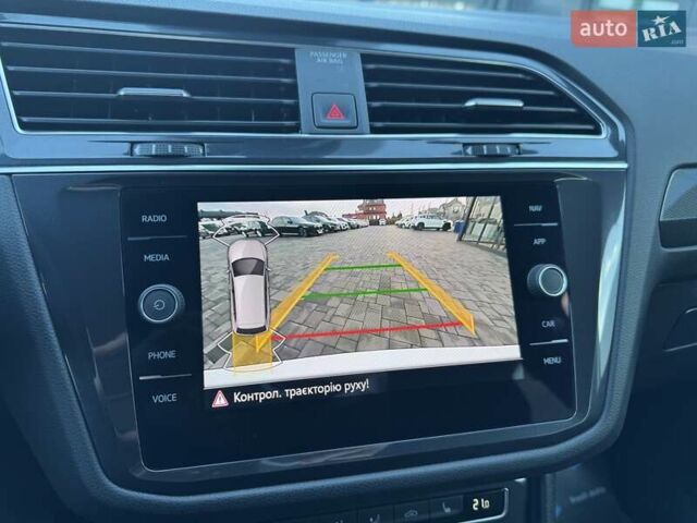 Синий Фольксваген Tiguan Allspace, объемом двигателя 2 л и пробегом 52 тыс. км за 36900 $, фото 16 на Automoto.ua